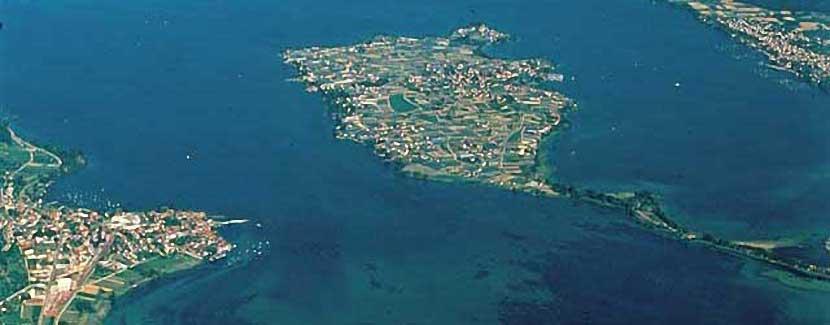 Foto: Tourist-Information – Blick auf die Insel Reichenau im Untersee Foto: Tourist-Information – Blick auf die Insel Reichenau im Untersee