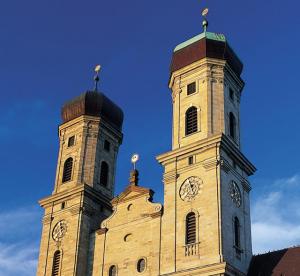 Schlosskirche Friedrichsshafen - das Wahrzeichen der Stadt Schlosskirche Friedrichsshafen - das Wahrzeichen der Stadt